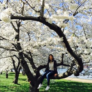 Meet your Posher, Lilly